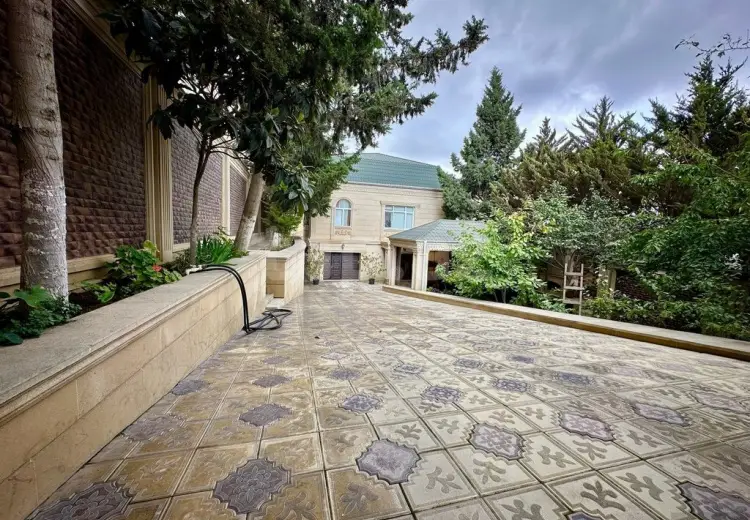 5 otaqlı mənzil , Bakı