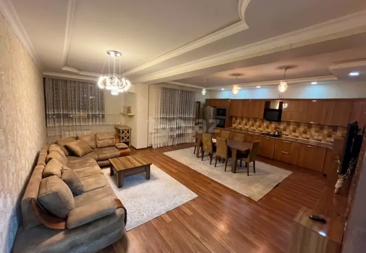 3 otaqlı mənzil , Bakı