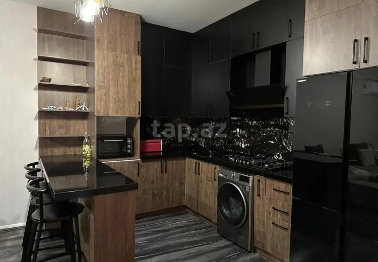 3 otaqlı mənzil , Bakı