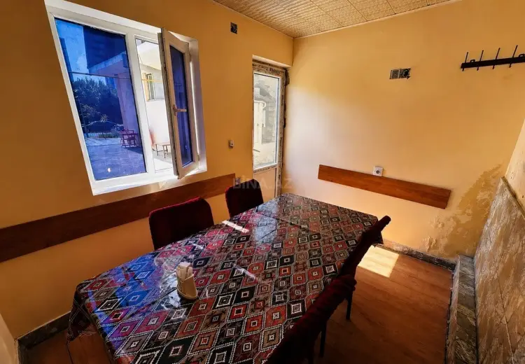 200 m² Obyekt / Ofis Kirayə (aylıq), Xətai, Bakı