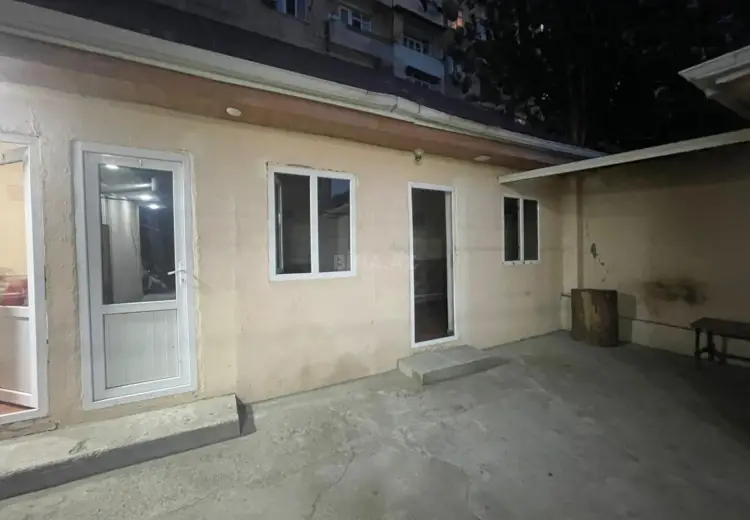 200 m² Obyekt / Ofis Kirayə (aylıq), Xətai, Bakı