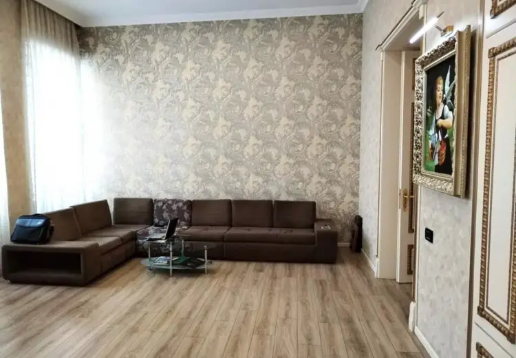100 m² Obyekt / Ofis Kirayə (aylıq), Nəsimi, Bakı