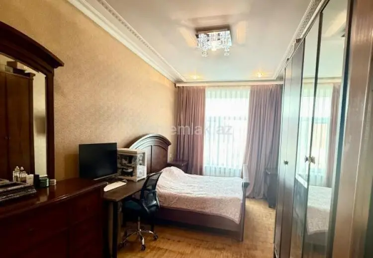 275 000 AZN - 5 otaqlı mənzil Satılır, Binəqədi qəs., Binəqədi, Bakı