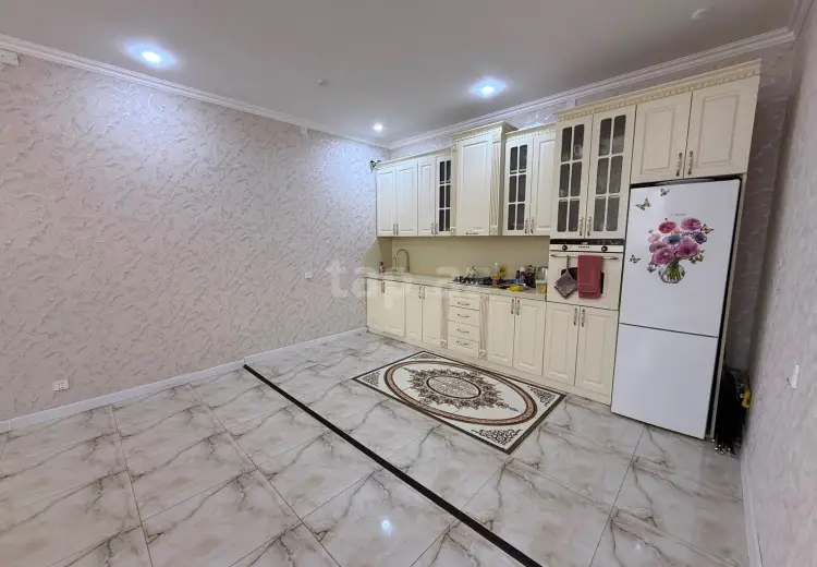 5 otaqlı mənzil , Qusar