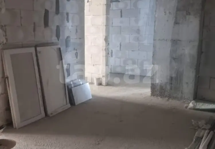 4 otaqlı mənzil , Bakı