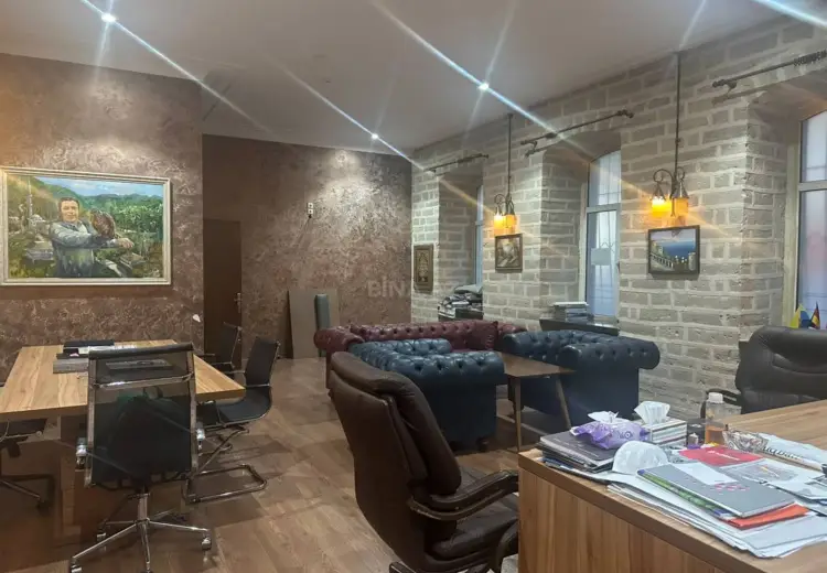 230 m² Obyekt / Ofis Kirayə (aylıq), Nizami, Bakı