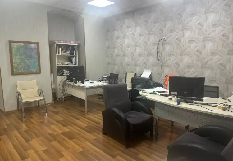 230 m² Obyekt / Ofis Kirayə (aylıq), Nizami, Bakı