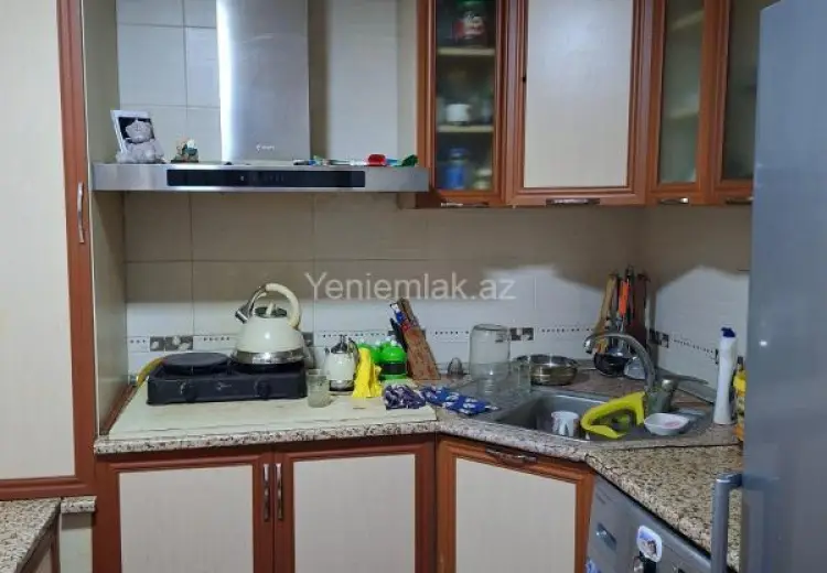 750 AZN - 3 otaqlı mənzil Kirayə (aylıq), Yasamal qəs., Yasamal, Bakı