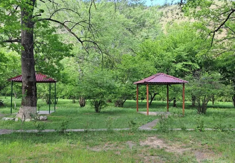 100 m² Obyekt / Ofis Satılır, Oğuz