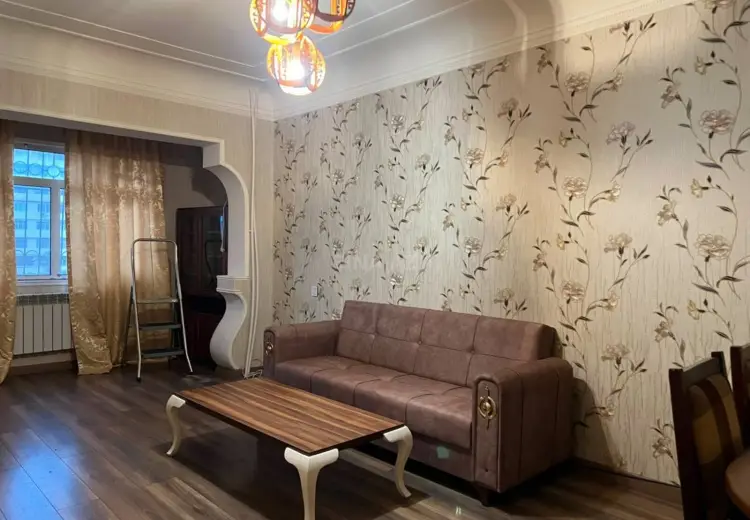 700 AZN - 3 otaqlı mənzil Kirayə (aylıq), Laçın