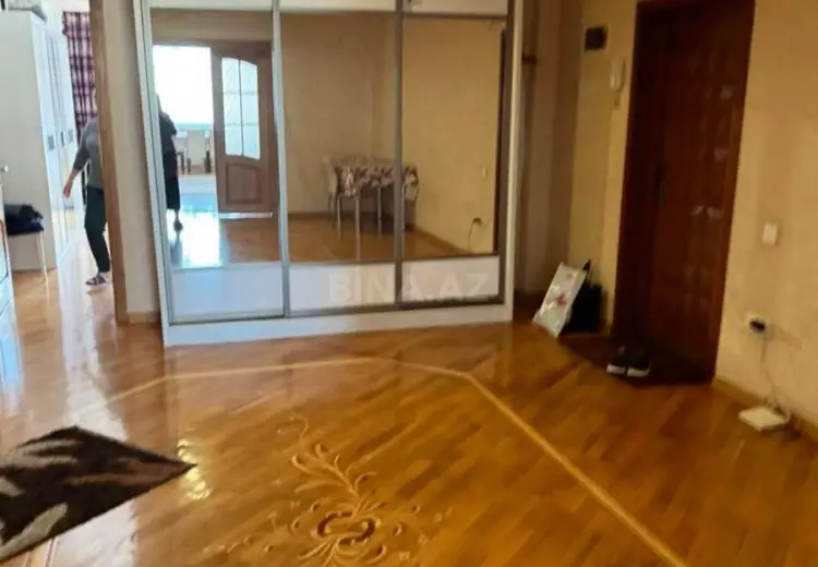 3 otaqlı mənzil Satılır, 8-ci mikrorayon, Binəqədi, Bakı