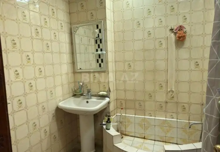 5 otaqlı mənzil Satılır, Yeni Yasamal qəs., Yasamal, Bakı