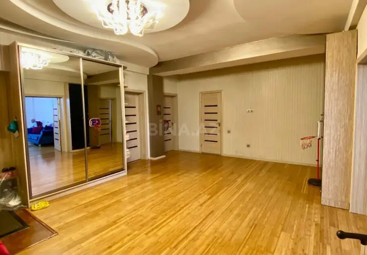 4 otaqlı mənzil Satılır, Yasamal qəs., Yasamal, Bakı