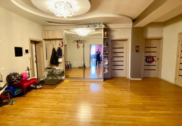 4 otaqlı mənzil Satılır, Yasamal qəs., Yasamal, Bakı