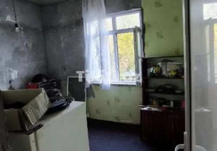 4 otaqlı mənzil Satılır,