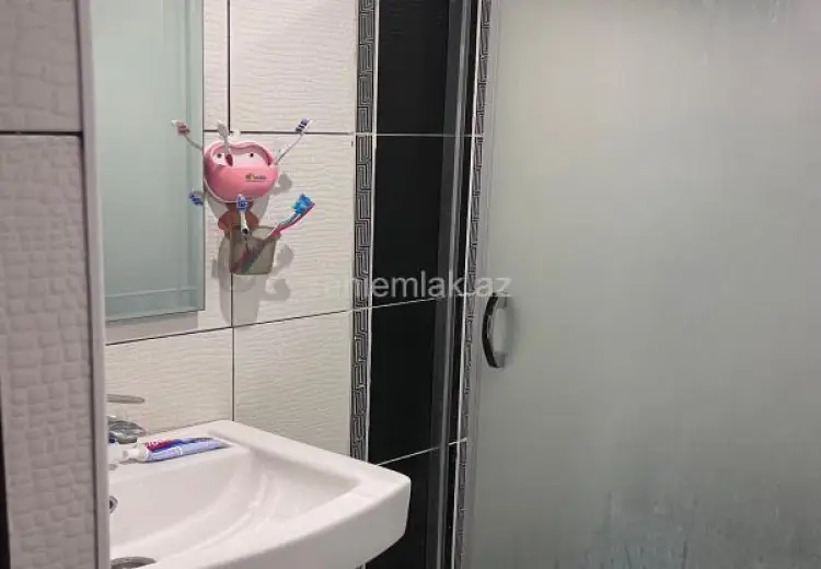 250 000 AZN - 3 otaqlı mənzil Satılır, Xətai, Bakı