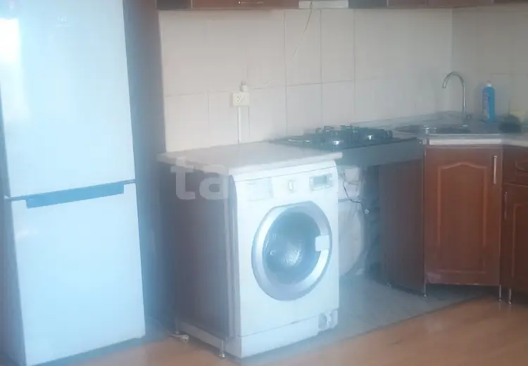 700 AZN - 3 otaqlı mənzil Kirayə (aylıq), Bakı