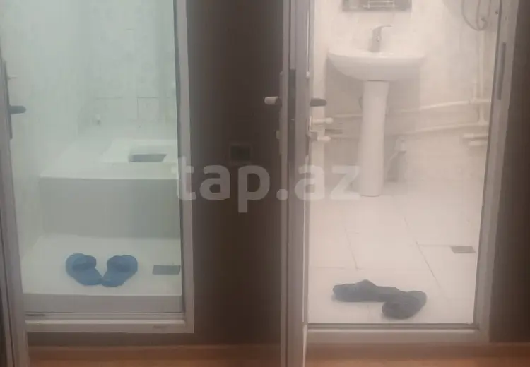 700 AZN - 3 otaqlı mənzil Kirayə (aylıq), Bakı