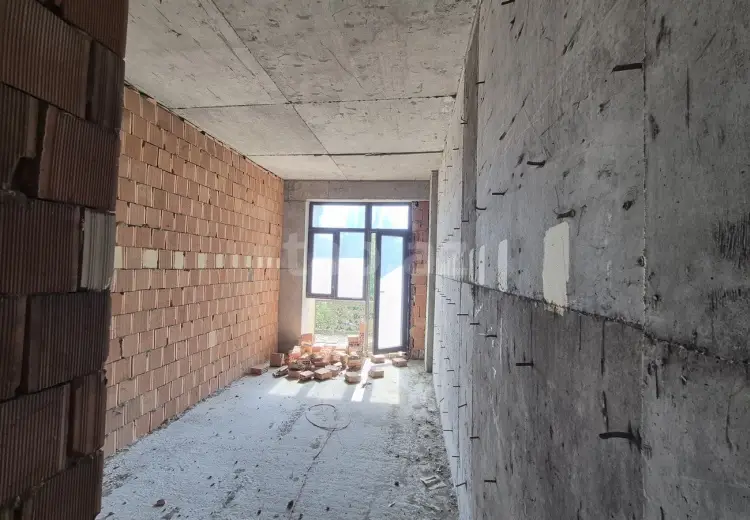 4 otaqlı mənzil , Bakı