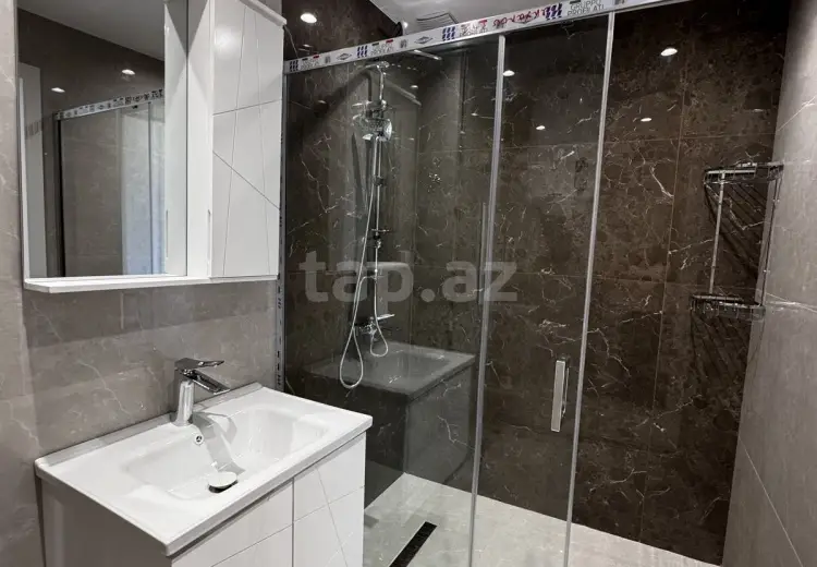 3 otaqlı mənzil , Bakı