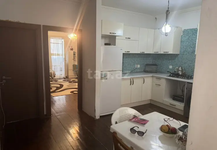 2 otaqlı mənzil , Bakı
