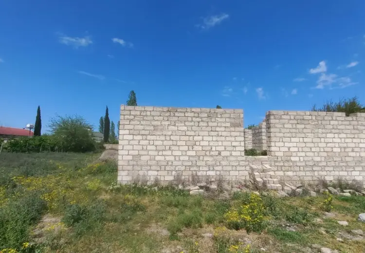 12 sot Torpaq Satılır, Şabran