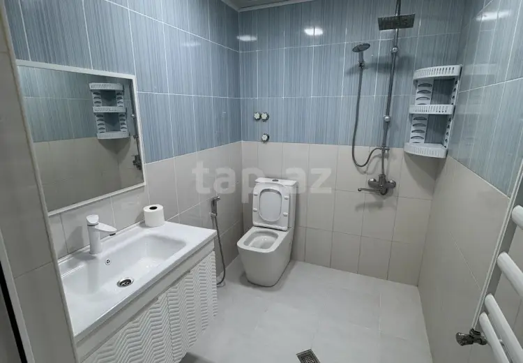 3 otaqlı mənzil , Bakı