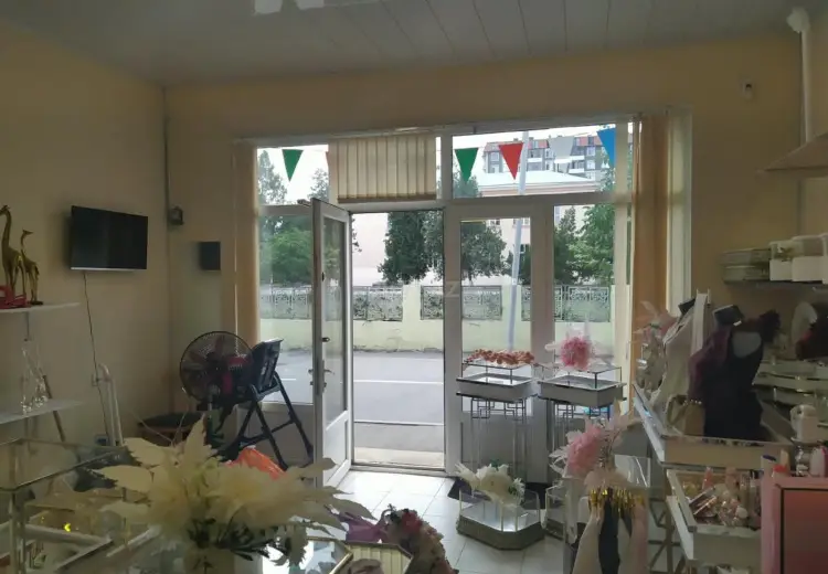 190 000 AZN - 93 m² Obyekt / Ofis Satılır, Qusar