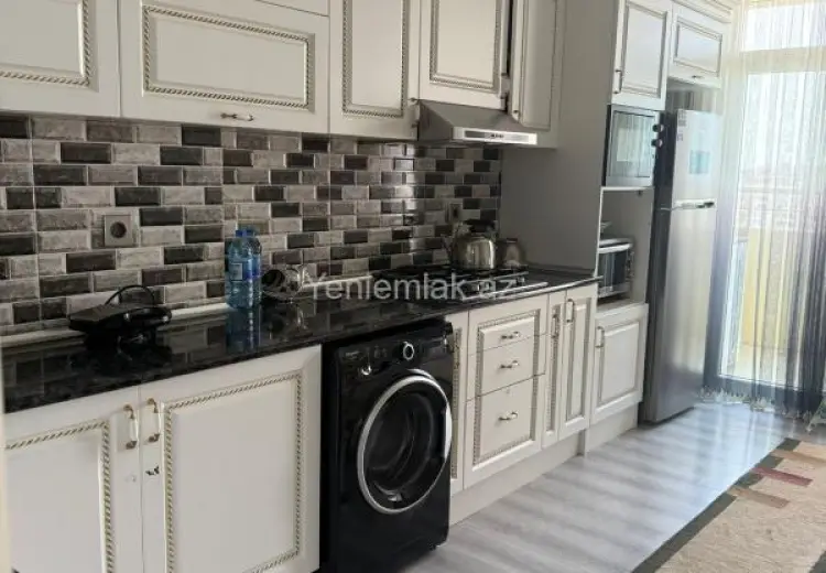 800 AZN - 4 otaqlı mənzil Kirayə (aylıq), 6-cı mikrorayon, Sumqayıt