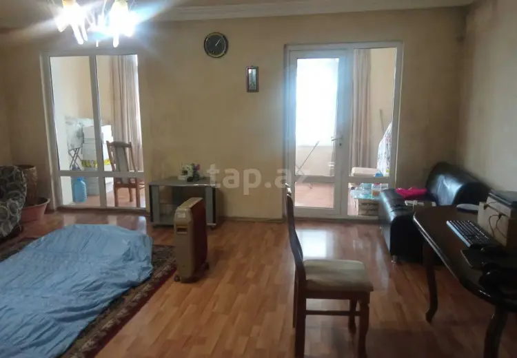 4 otaqlı mənzil , Bakı