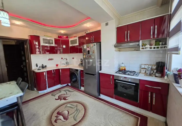 4 otaqlı mənzil , Bakı