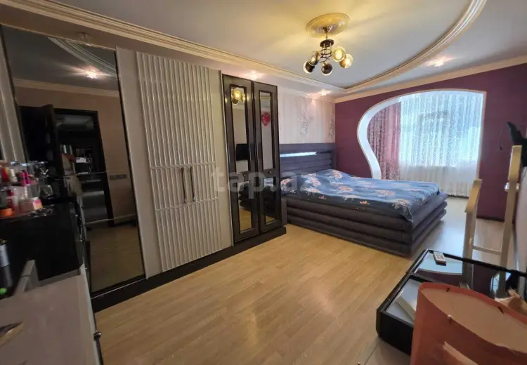 4 otaqlı mənzil , Bakı