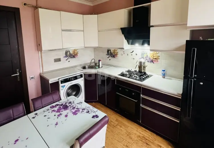 140 AZN - 3 otaqlı mənzil Kirayə (aylıq), Bakı