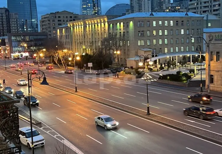140 AZN - 3 otaqlı mənzil Kirayə (aylıq), Bakı