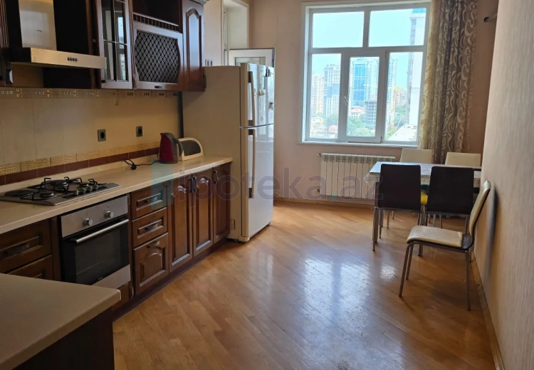 3 otaqlı mənzil Satılır, Yeni Yasamal qəs., Yasamal, Bakı