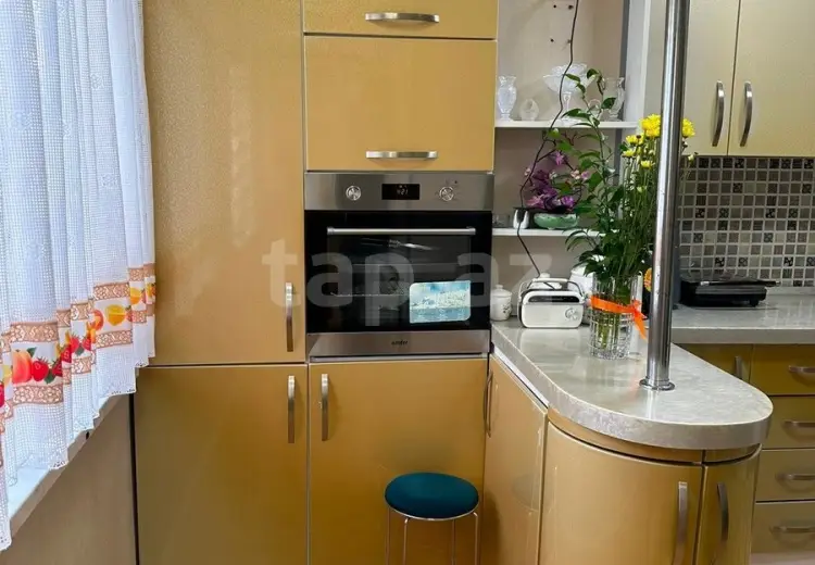 3 otaqlı mənzil , Bakı