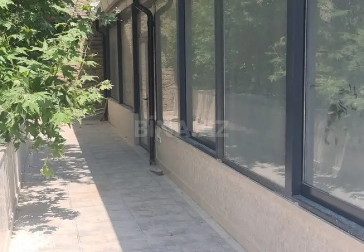 1000 m² Obyekt / Ofis Kirayə (aylıq), Nizami, Bakı