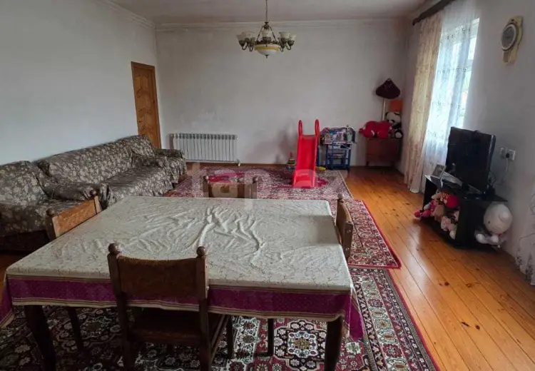 300 AZN - 3 otaqlı mənzil Kirayə (aylıq), Xaçmaz