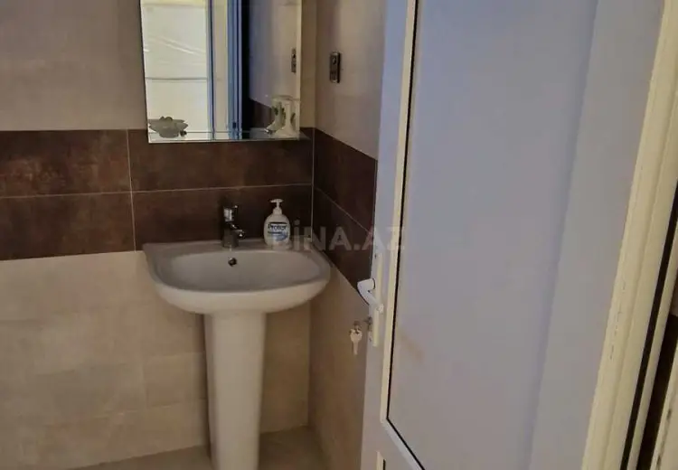 200 m² Obyekt / Ofis Kirayə (aylıq), Səbail, Bakı