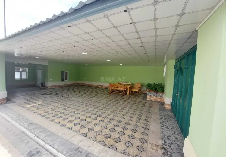 10 otaqlı mənzil Satılır, Quba