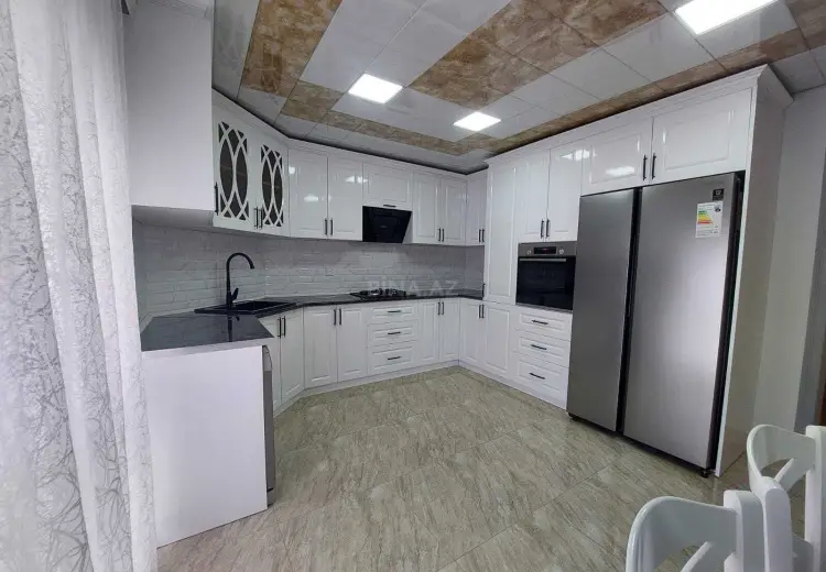 10 otaqlı mənzil Satılır, Quba