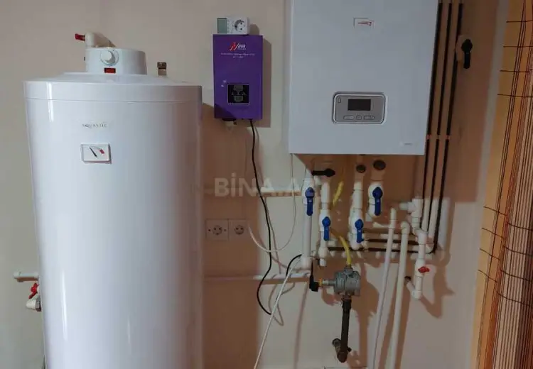 10 otaqlı mənzil Satılır, Quba