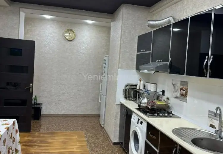 3 otaqlı mənzil Satılır, Qaraçuxur qəs., Suraxanı, Bakı