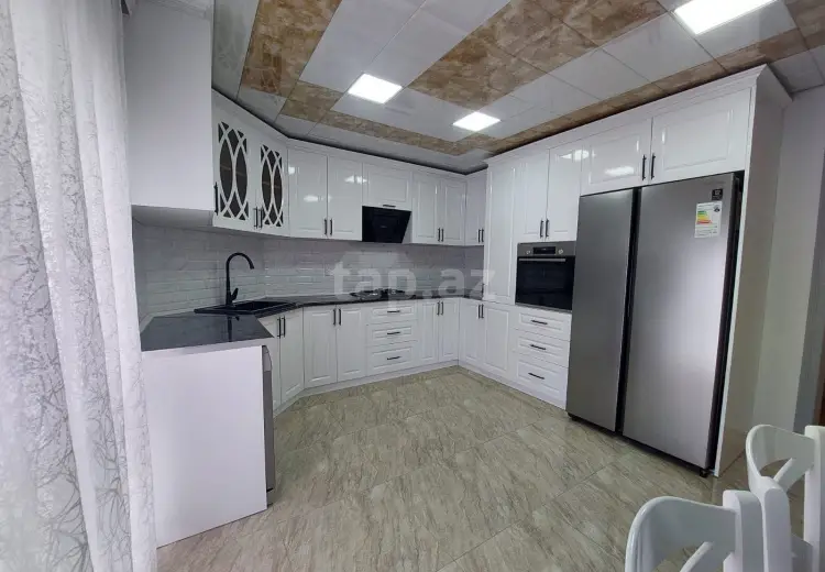 10 otaqlı mənzil , Quba