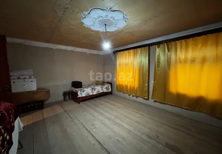 6 otaqlı mənzil , Gəncə