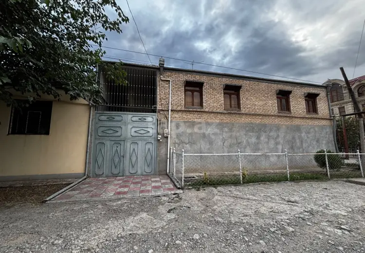 6 otaqlı mənzil , Gəncə