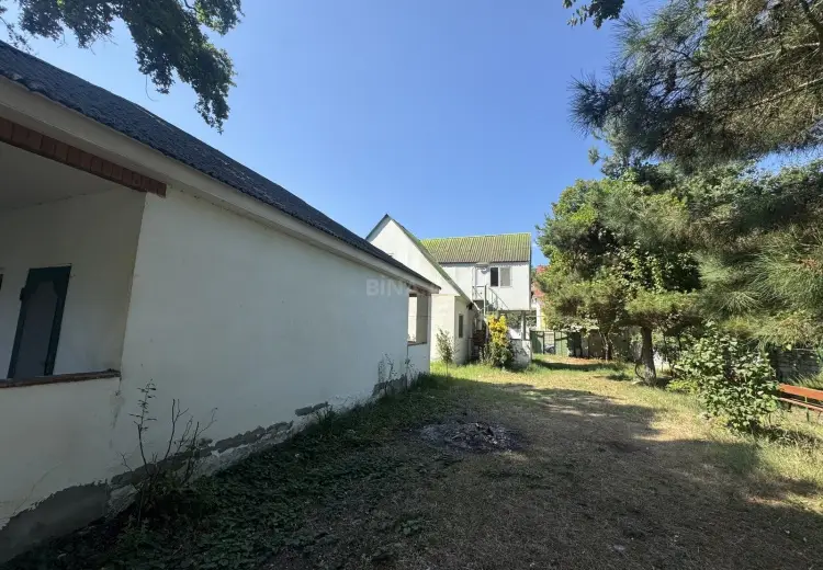 1200 m² Obyekt / Ofis Satılır, Xaçmaz