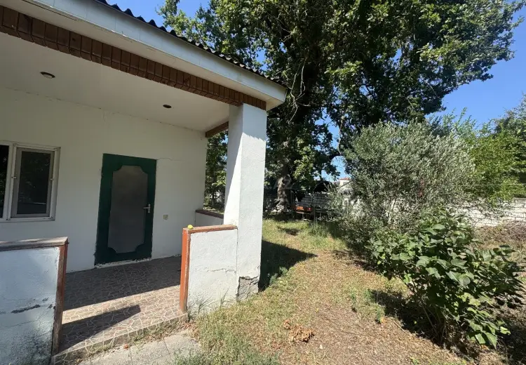 1200 m² Obyekt / Ofis Satılır, Xaçmaz