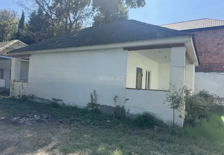 1200 m² Obyekt / Ofis Satılır, Xaçmaz