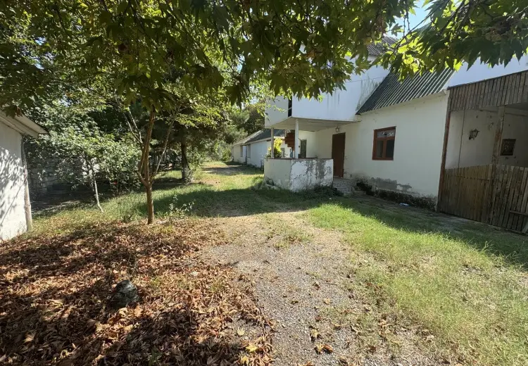 1200 m² Obyekt / Ofis Satılır, Xaçmaz